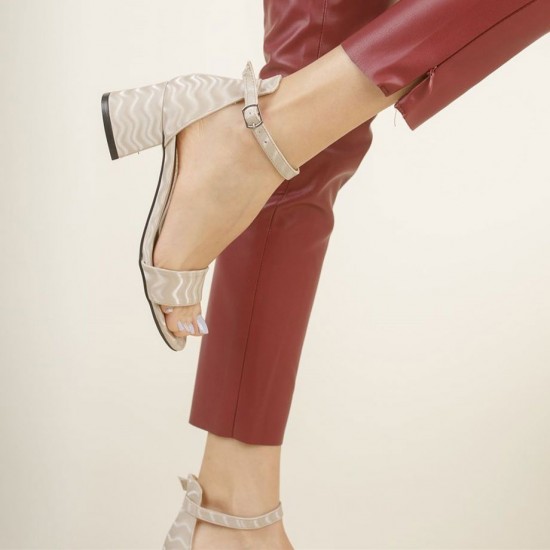 Modamela K132 Krem Deri Topuklu Kadın Ayakkabı